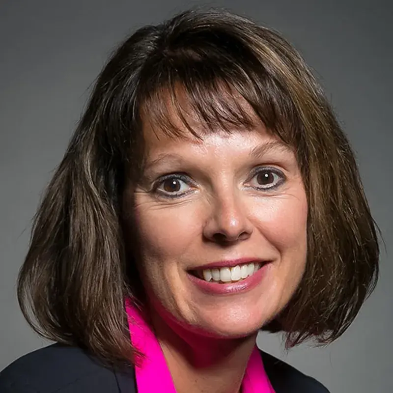 Tammie Lenzer